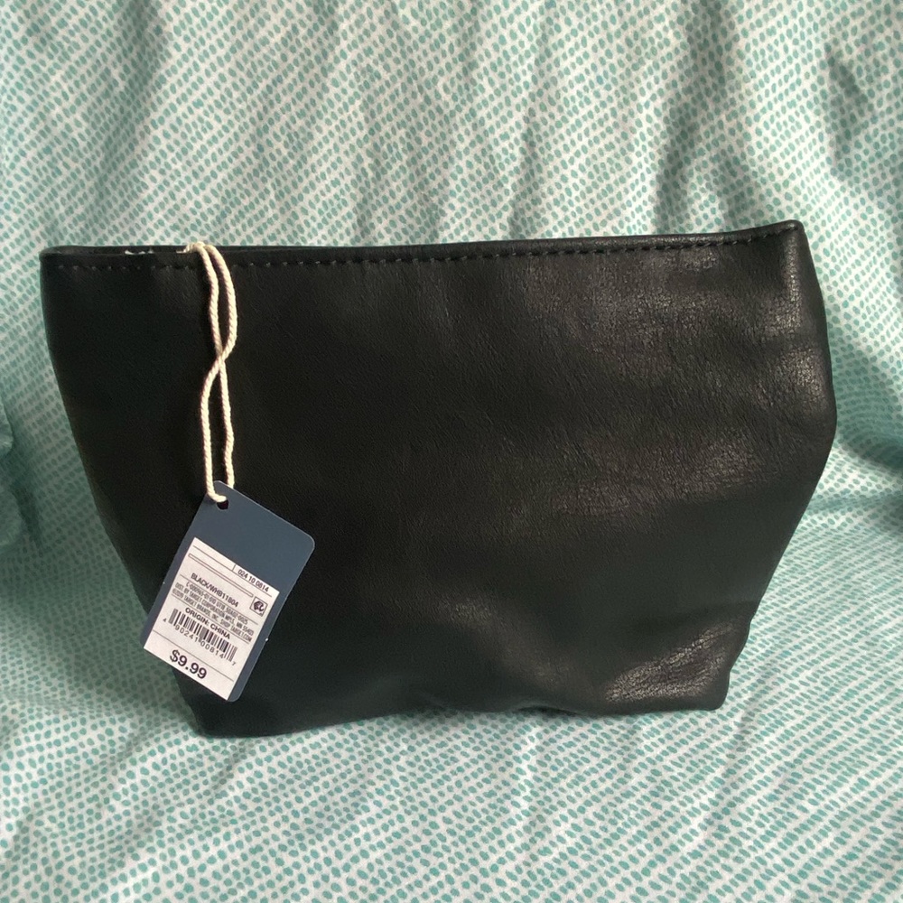 Universal Thread Black Soft Pouch Clutch